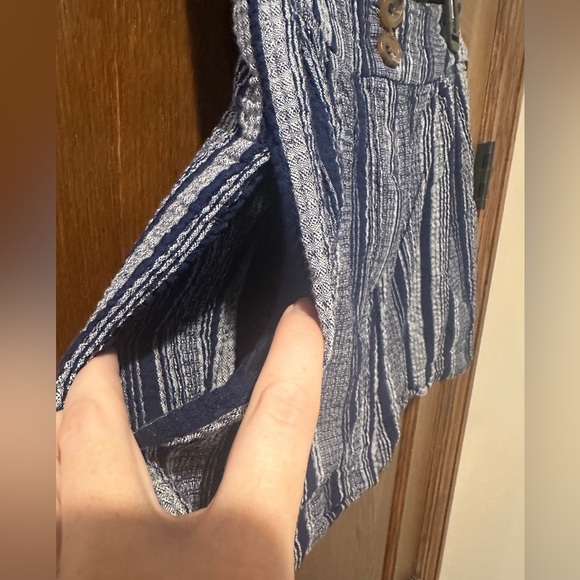 Harper linen blend blue and white stripe shorts - Picture 3 of 5